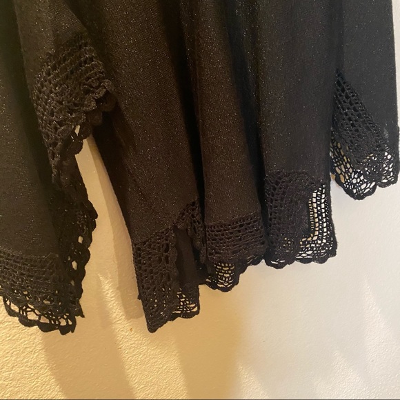 Michelle Nicole Lace Long-Sleeve Top - Picture 7 of 7